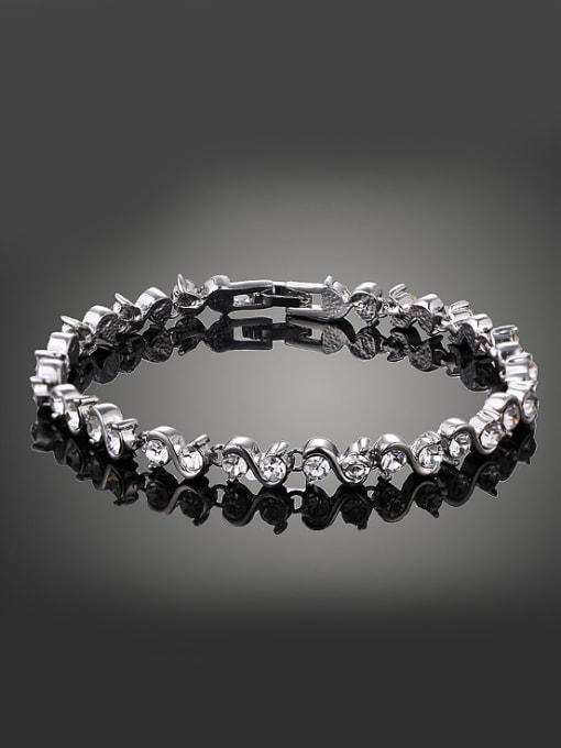 Wei Jia Fashion Cubic White Rhinestones-covered Alloy Bracelet 0