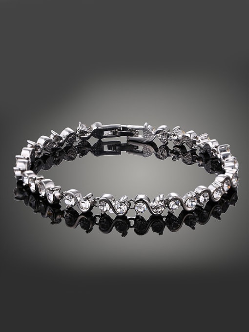 platinum Fashion Cubic White Rhinestones-covered Alloy Bracelet