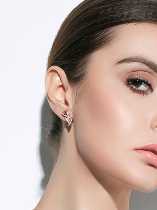 CEIDAI Wing Shaped Crystal Estud Earring 1