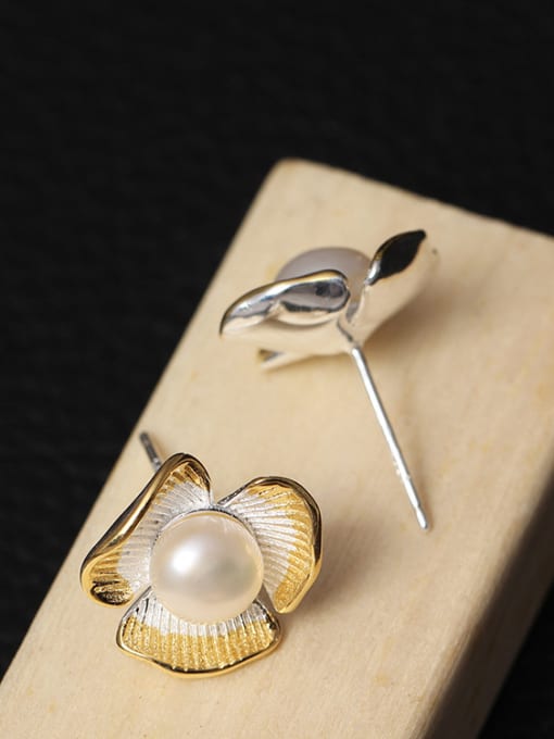 SILVER MI Lovely Freshwater Pearl stud Earring 1