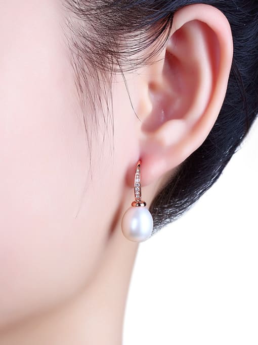 Deli Freshwater Pearl Rose Gold Plated drop earring 1