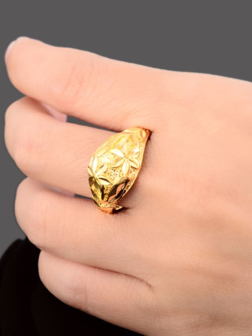 Yi Heng Da Luxury 24K Gold Plated Flower Pattern Copper Ring 2