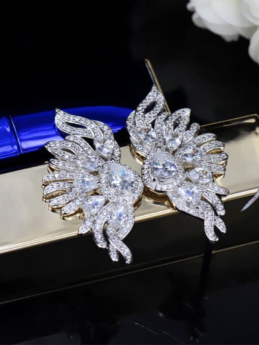 L.WIN Luxurious Wedding Stud Cluster earring 3