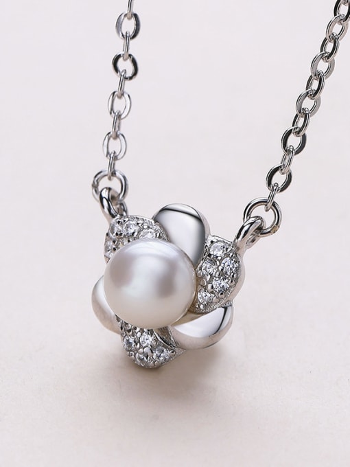 One Silver All-match Pearl Necklace 3