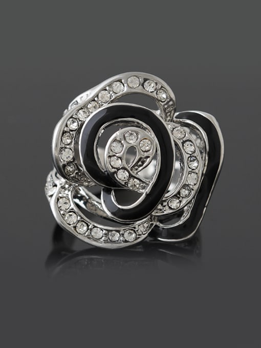 Wei Jia Fashion Cubic Rhinestones-studded Flower Alloy Ring 1