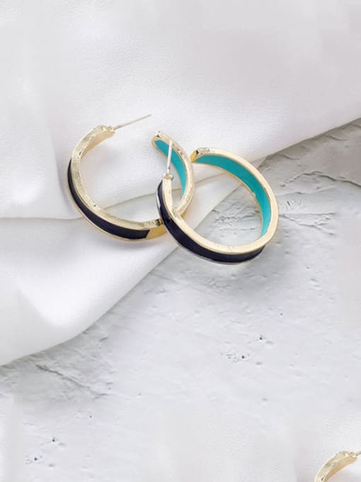 B blue Alloy With Gold Plated Simplistic Round Hoop Earrings
