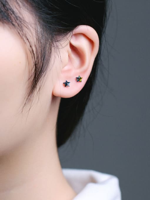 kwan Charming Star Shaped Women Stud Earrings 1