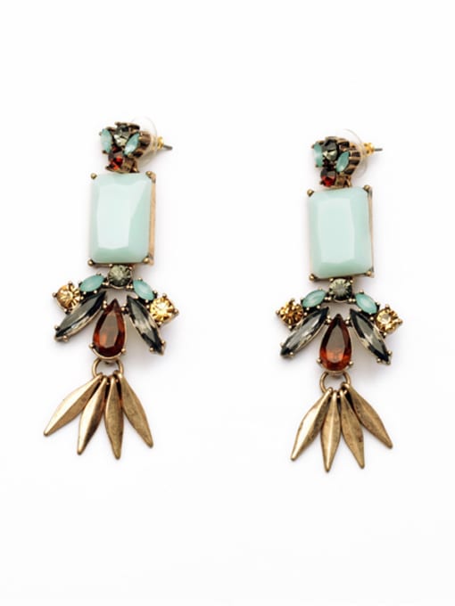 KM Retro Artificial Stones Rivets Chandelier earring