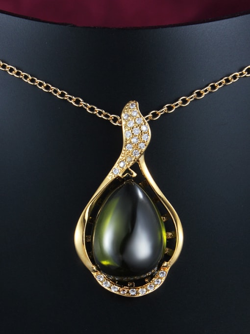 Gold, Green stone Noble Red Water Drop Shaped Gemstone Necklace