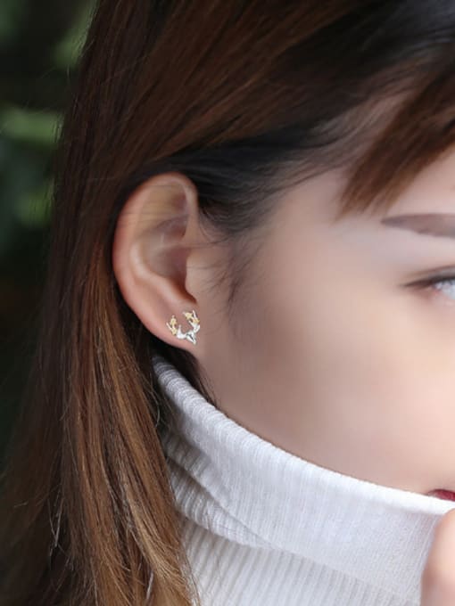Peng Yuan Fashion Elk Stud cuff earring 1