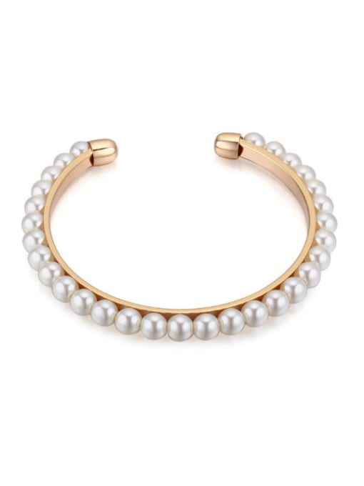 QIANZI Simple White Imitation Pearls-covered Alloy Opening Bangle