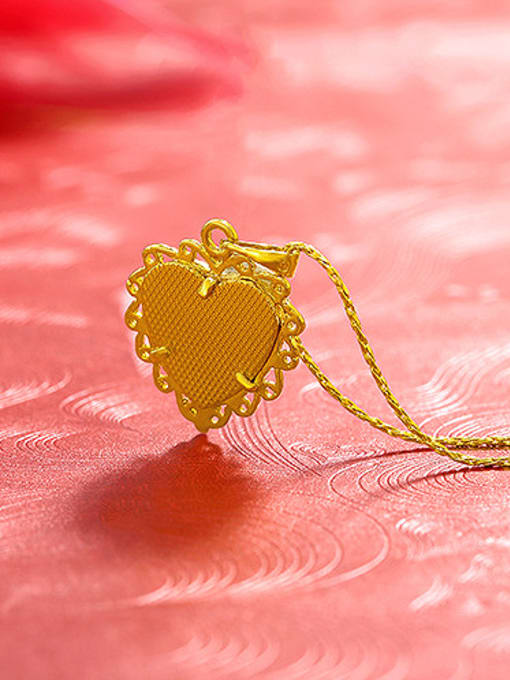 XP Copper Alloy Gold Plated Retro style Heart-shaped Pendant 2