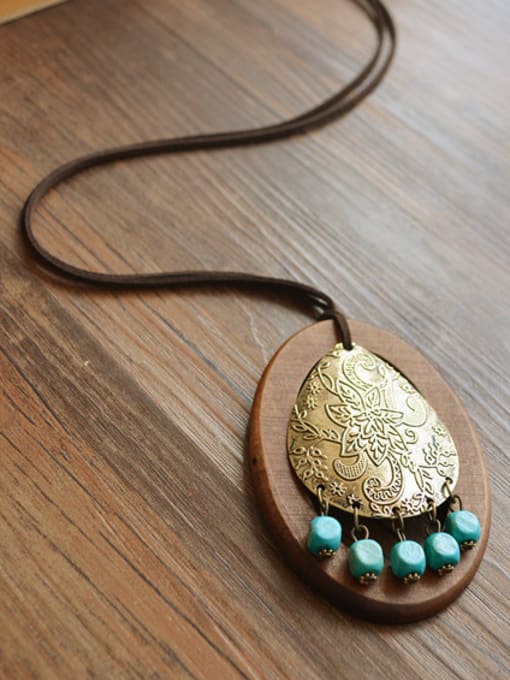 Dandelion Women Wooden Oval Shaped Beads Necklace