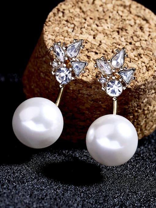 KM Personality Temperament Fashionable Artificial Pearls Stud Earrings 1