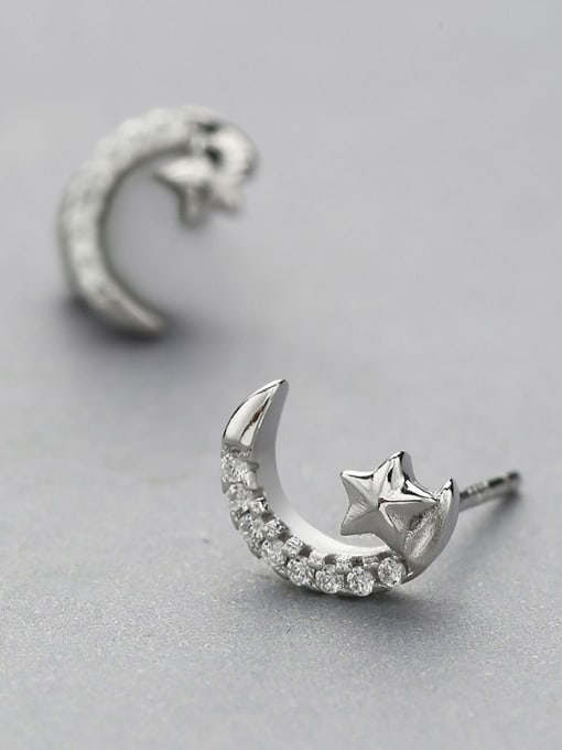 One Silver Temperament Star And Moon cuff earring 2