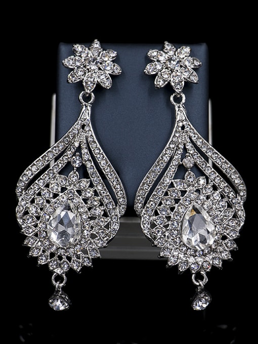 Lan Fu Glass Rhinestones Exaggerated Two Pieces Jewelry Set 3