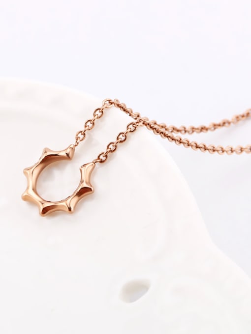 OUXI Titanium Fashion Rose Gold  U Shaped  Necklace 2