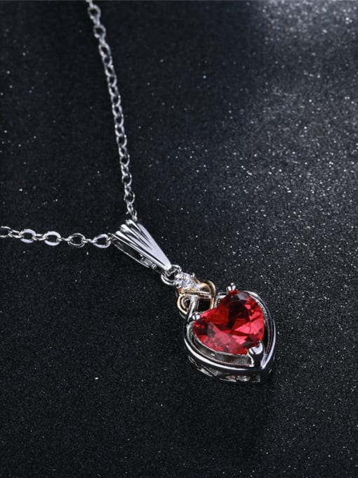 Platinum Women Elegant Heart Shaped Glass Stone Necklace