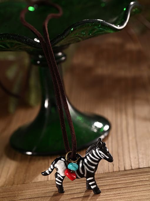 Dandelion Women Delicate Zebra Shaped Necklace 0