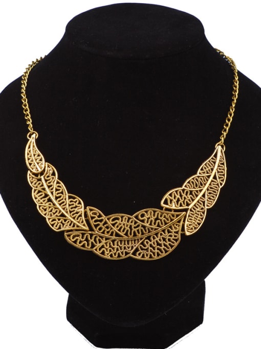 Qunqiu Retro style Hollow Leaves Alloy Necklace 1