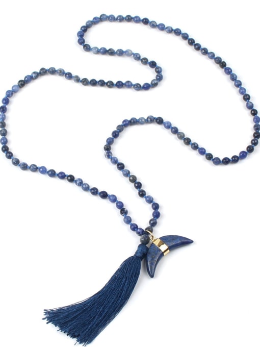 HN1918-A Semi-precious Stones Moon Tassel Pendant Fashion Necklace