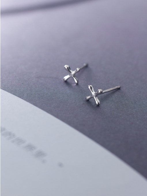 Rosh 925 Sterling Silver With Silver Plated Simplistic Cross Stud Earrings 2