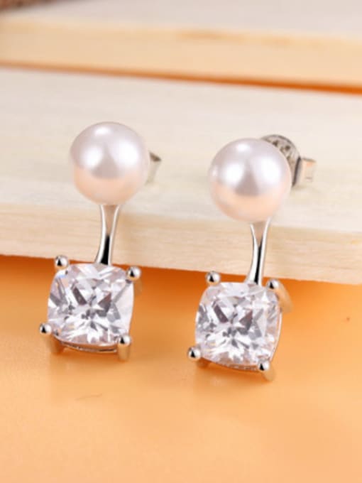AI Fei Er Fashion Square Zircon Imitation Pearl Copper Stud Earrings 1