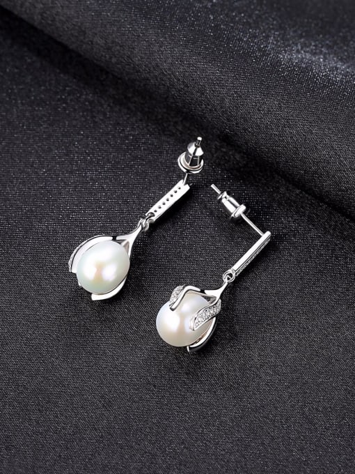 CCUI Sterling silver with 3A zircon natural freshwater pearl buds earrings 2