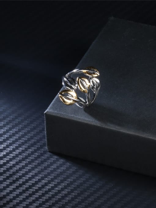 Platinum 18 K Gold Trendy Double Color Leaf Shaped Ring