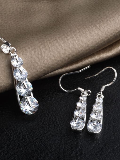 Ya Heng AAA Zircons Exquisite Fashion Water Drop Earrings 3