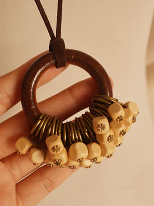 Beige Women Wooden Round Shaped Sweater Necklace