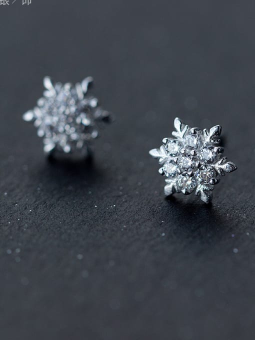 Rosh Christmas jewelry:Sterling silver zricon snowflake earring 0