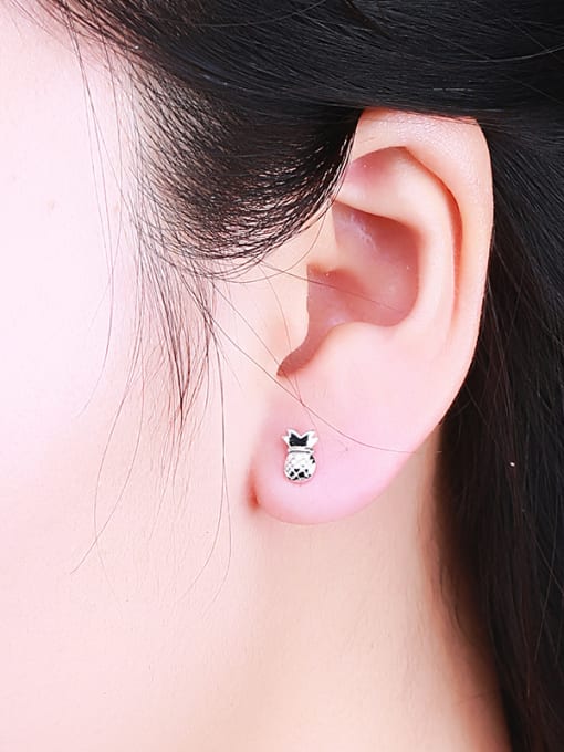 One Silver Cute Pineapple Shaped stud Earring 3