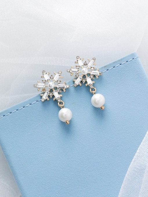 Girlhood Alloy With Platinum Plated Simplistic Snowflake Drop Earrings 1