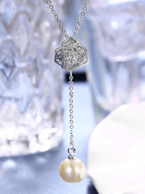 Platinum Elegant Flower Design Artificial Pearl Rhinestones Necklace