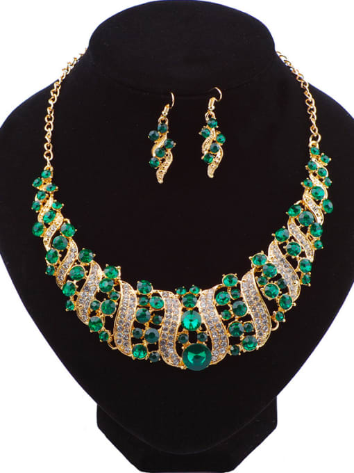 Green Exaggerated Cubic Crystals White Rhinestones Alloy Two Pieces Jewelry Set