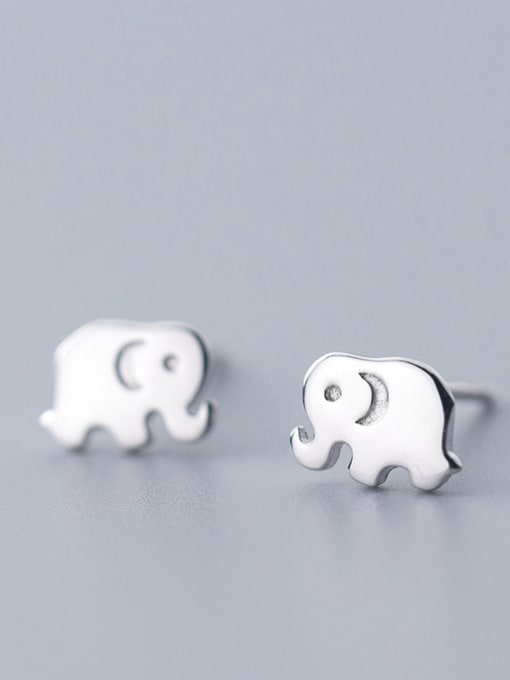 Rosh 925 Sterling Silver With Silver Plated Cute Elephant Stud Earrings 1