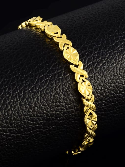 Yi Heng Da Personality 24K Gold Plated Eye Shaped Copper Bracelet 2