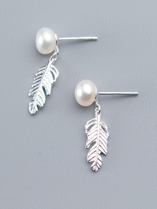 Rosh Fashionable Leaf Shaped Artificial Pearl Silver Stud Earrings 0