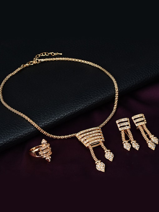 BESTIE 2018 2018 Alloy Imitation-gold Plated Fashion Rhinestones Three Pieces Jewelry Set 1