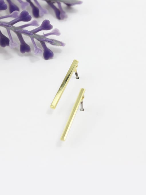 golden Simply Design Stick Shaped Earrings