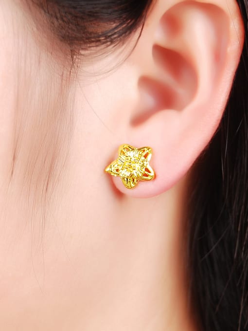 Yi Heng Da All-match 24K Gold Plated Star Shaped Copper Stud Earrings 1