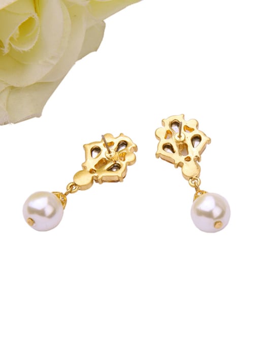 KM Alloy Gold Plated Exquisite Dazzling Drop Cluster earring 3