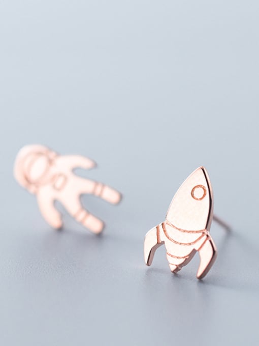 Rosh 925 Sterling Silver With Silver Plated Cute Asymmetric Astronaut rocket Stud Earrings 2