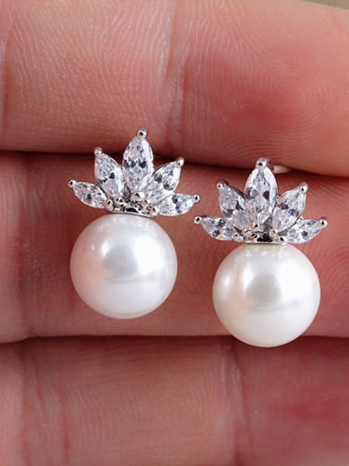 Qing Xing The Crown Of Zircon Shell Pearl All-match stud Earring 3