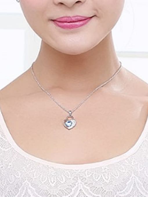OUXI Fashion Heart shaped Austria Crystal Necklace 1