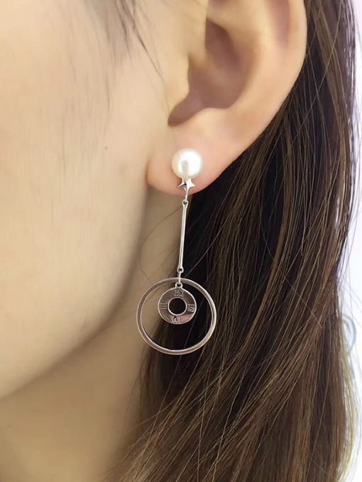 EVITA PERONI Classical Freshwater Pearl Round drop earring 1