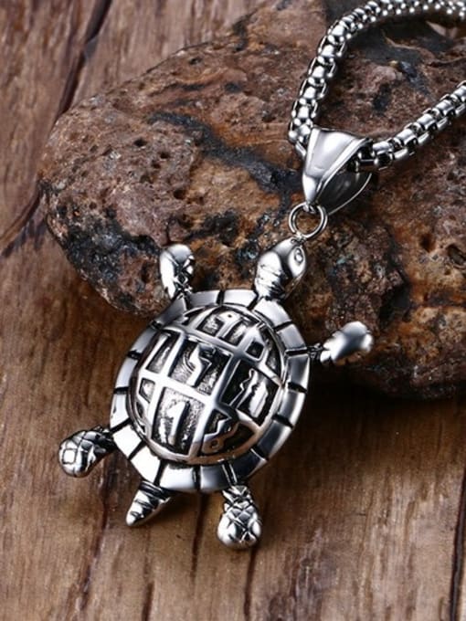 CONG Creative Turtle Shaped Stainless Steel Pendant 1