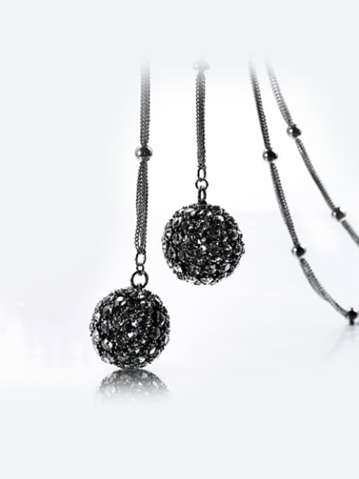 CEIDAI Black austrian Crystal Necklace 1