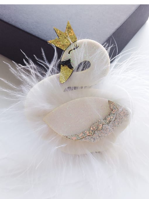 White Feather Swan Lovely Swan Hair with mini hat